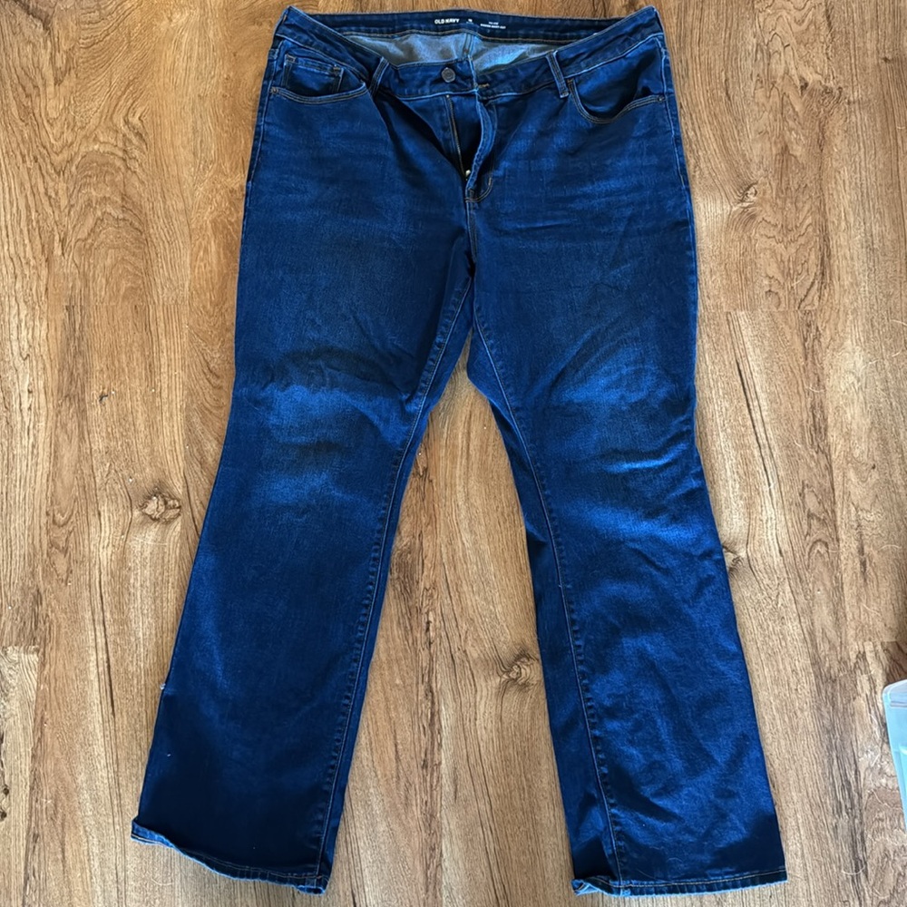 Women’s Old Navy Mid Rise Kicker Boot Cut Jeans Size 16 Short
